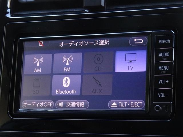 プリウス Ｓセーフティプラス　衝突被害軽減システム　メモリーナビ　ワンセグ　バックカメラ　ＥＴＣ　ＬＥＤヘッドランプ　スマートキー（8枚目）