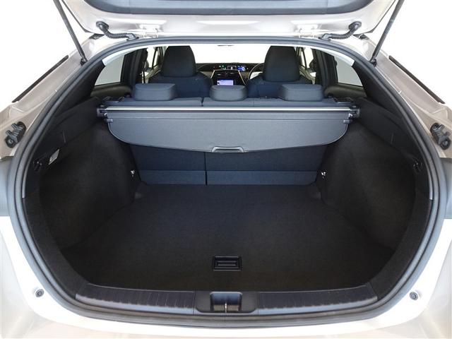 プリウス Ｓセーフティプラス　衝突被害軽減システム　メモリーナビ　ワンセグ　バックカメラ　ＥＴＣ　ＬＥＤヘッドランプ　スマートキー（19枚目）