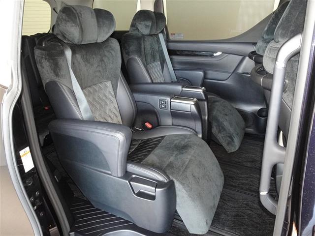 アルファード ２．５Ｓ　Ｃパッケージ　メモリーナビ　フルセグ　バックカメラ　ＥＴＣ　両側電動スライド　３列シート　ＬＥＤヘッドランプ　スマートキー　乗車定員７人（19枚目）