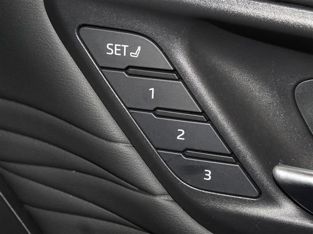 ヴェルファイア Ｚ　プレミア　衝突被害軽減システム　メモリーナビ　フルセグ　後席モニター　バックカメラ　ＥＴＣ　サンルーフ　両側電動スライド　３列シート　ＬＥＤヘッドランプ　スマートキー　乗車定員７人（16枚目）