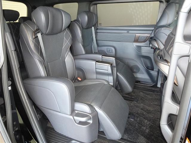 ヴェルファイア Ｚ　プレミア　衝突被害軽減システム　メモリーナビ　フルセグ　後席モニター　バックカメラ　ＥＴＣ　サンルーフ　両側電動スライド　３列シート　ＬＥＤヘッドランプ　スマートキー　乗車定員７人（19枚目）