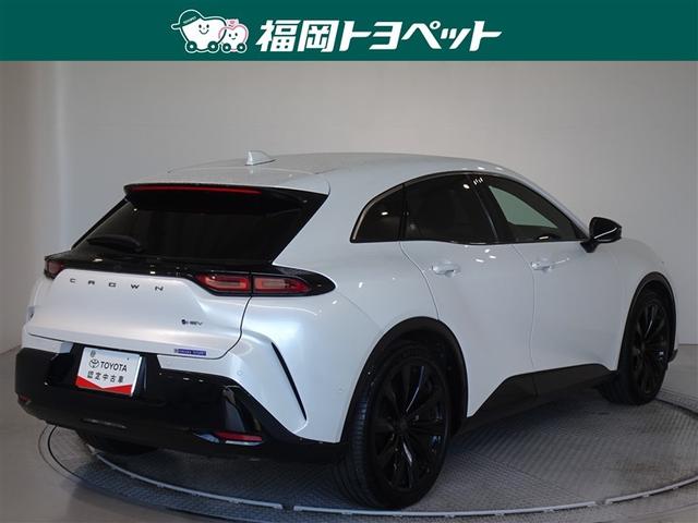 クラウンスポーツ Z 衝突被害軽減システム メモリーナビ フルセグ バックカメラ ETC ドラレコ LEDヘッドランプ 4WD スマートキー(3枚目)