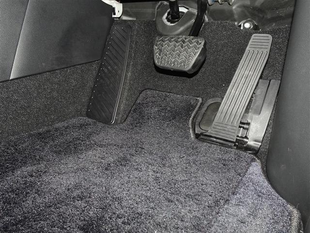 クラウンスポーツ Z 衝突被害軽減システム メモリーナビ フルセグ バックカメラ ETC ドラレコ LEDヘッドランプ 4WD スマートキー(11枚目)