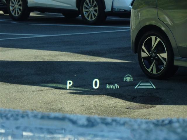 クラウンスポーツ Z 衝突被害軽減システム メモリーナビ フルセグ バックカメラ ETC ドラレコ LEDヘッドランプ 4WD スマートキー(17枚目)