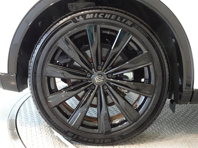 クラウンスポーツ Z 衝突被害軽減システム メモリーナビ フルセグ バックカメラ ETC ドラレコ LEDヘッドランプ 4WD スマートキー(28枚目)