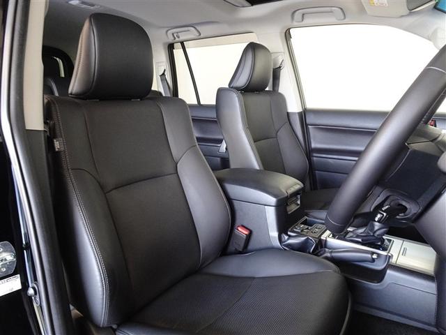 ランドクルーザープラド ＴＸ　Ｌパッケージ　マットブラックエディション　衝突被害軽減システム　メモリーナビ　バックカメラ　ＥＴＣ　サンルーフ　３列シート　ＬＥＤヘッドランプ　４ＷＤ　寒冷地　スマートキー　乗車定員７人（4枚目）