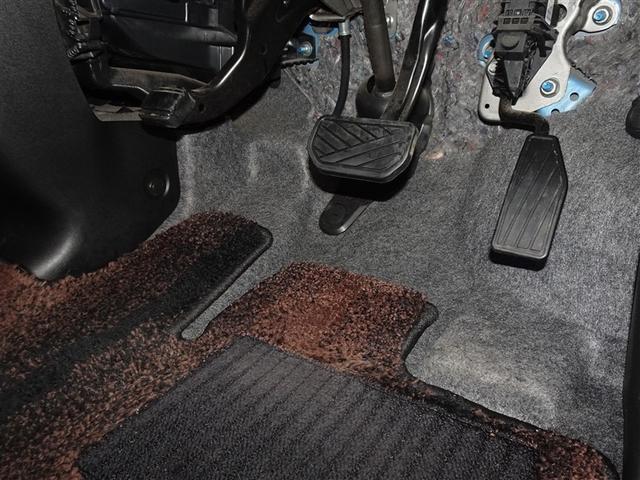 スペーシアカスタム ハイブリッドＸＳターボ　衝突被害軽減システム　メモリーナビ　フルセグ　バックカメラ　ＥＴＣ　両側電動スライド　ＬＥＤヘッドランプ　スマートキー（11枚目）