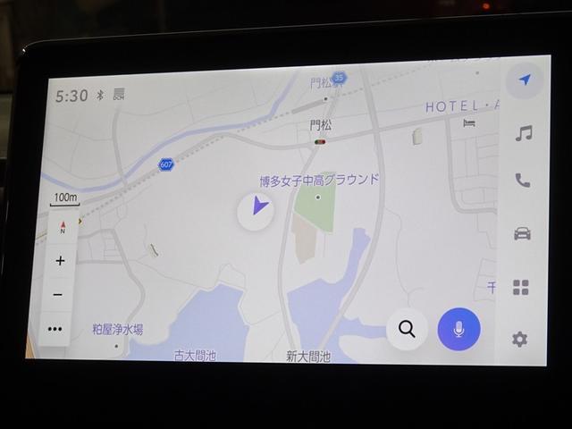 ヴォクシー ハイブリッドＳ－Ｇ　衝突被害軽減システム　メモリーナビ　フルセグ　バックカメラ　ＥＴＣ　３列シート　ＬＥＤヘッドランプ　スマートキー　乗車定員７人（6枚目）