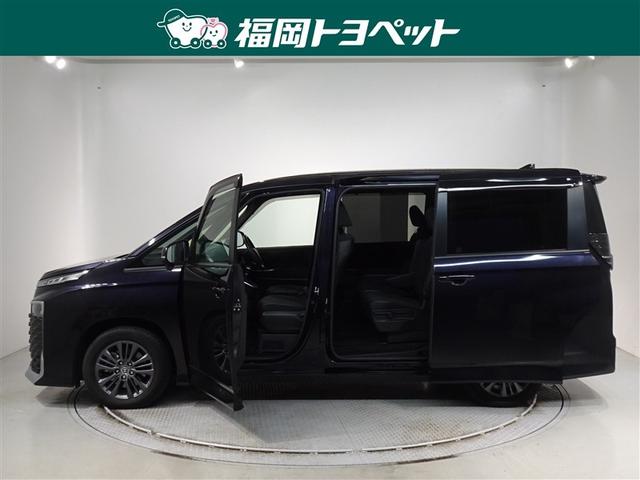 ヴォクシー ハイブリッドＳ－Ｇ　衝突被害軽減システム　メモリーナビ　フルセグ　バックカメラ　ＥＴＣ　３列シート　ＬＥＤヘッドランプ　スマートキー　乗車定員７人（18枚目）