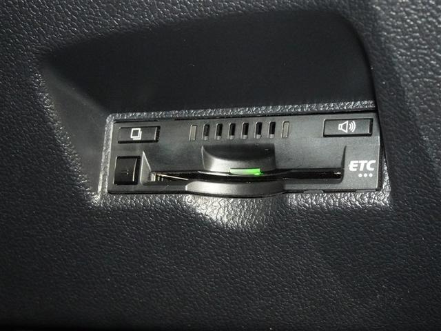 プリウス Ｓツーリングセレクション　衝突被害軽減システム　メモリーナビ　フルセグ　バックカメラ　ＥＴＣ　ＬＥＤヘッドランプ　スマートキー（16枚目）