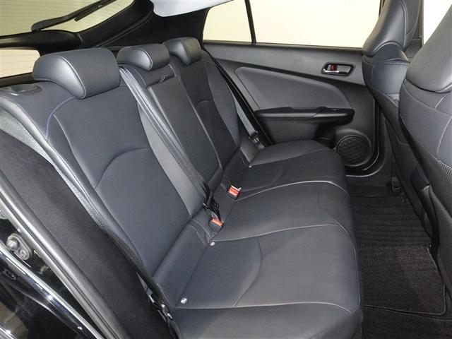 プリウス Ｓツーリングセレクション　衝突被害軽減システム　メモリーナビ　フルセグ　バックカメラ　ＥＴＣ　ＬＥＤヘッドランプ　スマートキー（18枚目）