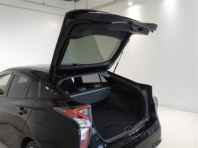 プリウス Ｓツーリングセレクション　衝突被害軽減システム　メモリーナビ　フルセグ　バックカメラ　ＥＴＣ　ＬＥＤヘッドランプ　スマートキー（22枚目）