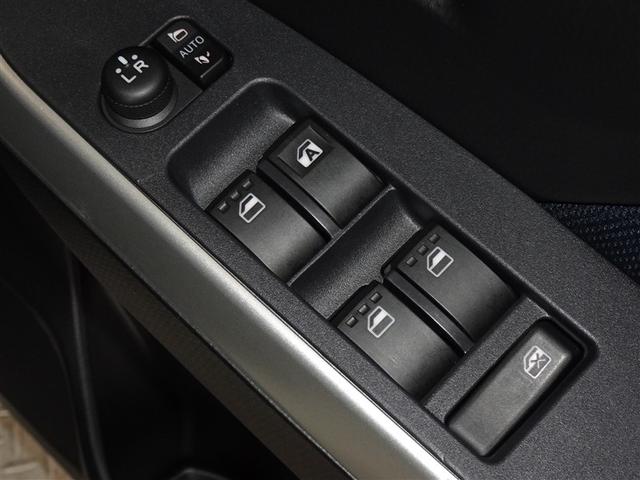 ルーミー カスタムＧ－Ｔ　衝突被害軽減システム　メモリーナビ　フルセグ　後席モニター　バックカメラ　ＥＴＣ　ドラレコ　両側電動スライド　ＬＥＤヘッドランプ　スマートキー（17枚目）