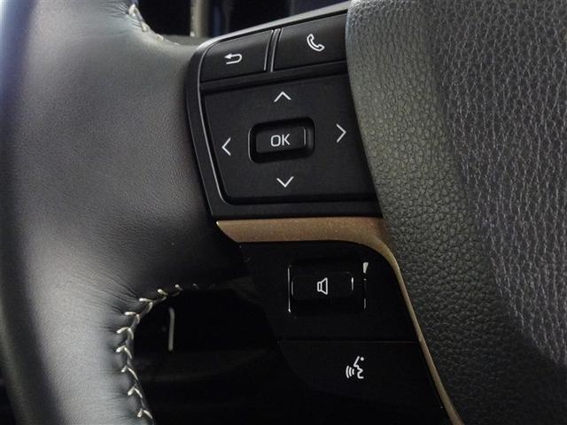 ステアリングスイッチでオーディオの操作・ハンズフリー通話ができます。