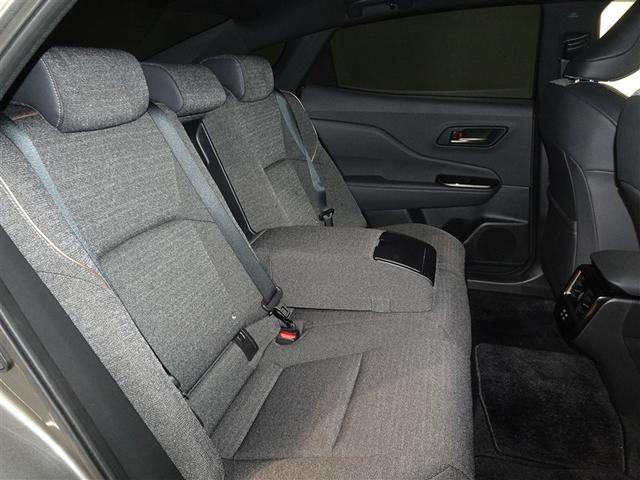 人の触れるシートは念入りに清掃・消臭を実施しております。