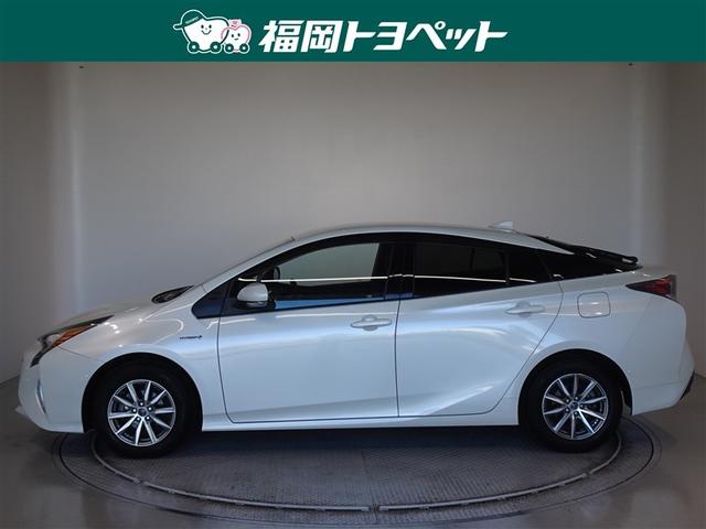 プリウス Ａ　衝突被害軽減システム　メモリーナビ　フルセグ　バックカメラ　ＥＴＣ　ＬＥＤヘッドランプ　４ＷＤ　スマートキー（2枚目）