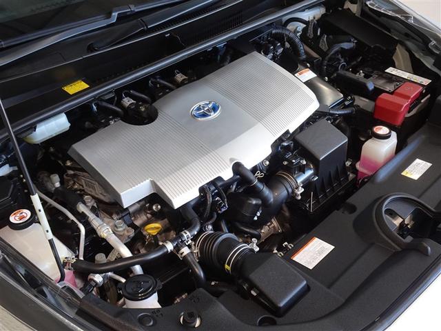 プリウス Ａ　衝突被害軽減システム　メモリーナビ　フルセグ　バックカメラ　ＥＴＣ　ＬＥＤヘッドランプ　４ＷＤ　スマートキー（23枚目）