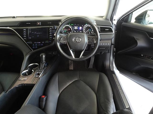 カムリ Ｇレザーパッケージ　衝突被害軽減システム　メモリーナビ　フルセグ　バックカメラ　ＥＴＣ　フルエアロ　ＬＥＤヘッドランプ　スマートキー（5枚目）