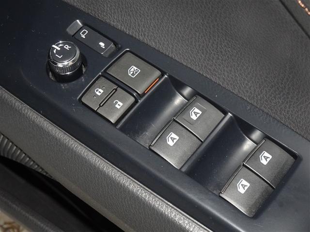 カムリ Ｇレザーパッケージ　衝突被害軽減システム　メモリーナビ　フルセグ　バックカメラ　ＥＴＣ　フルエアロ　ＬＥＤヘッドランプ　スマートキー（16枚目）