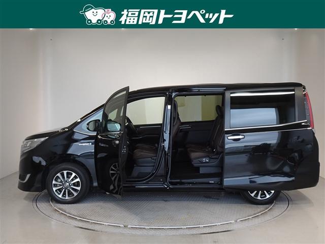 エスクァイア ハイブリッドＧｉ　プレミアムパッケージ　衝突被害軽減システム　メモリーナビ　フルセグ　バックカメラ　ＥＴＣ　両側電動スライド　３列シート　ＬＥＤヘッドランプ　スマートキー　乗車定員７人（16枚目）