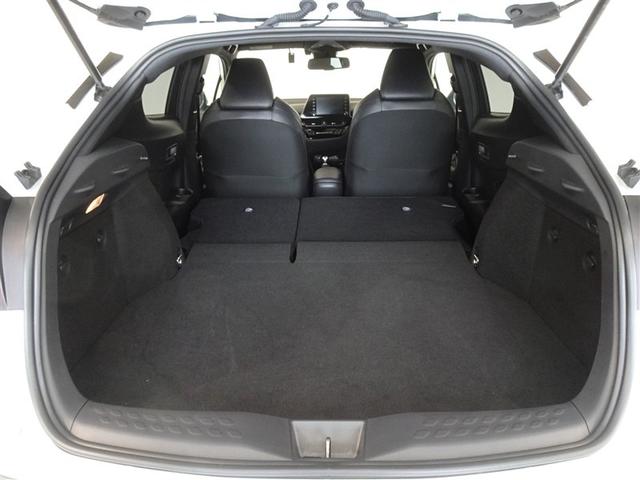 �Z�J���h�V�[�g��|������Ԃł��B�Z�J���h�V�[�g�͓Ɨ��|�A�ו��ɍ��킹�ă��Q�b�W�X�y�[�X���A�����W�ł��܂��B