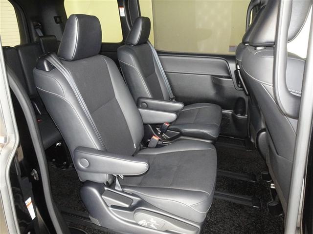 エスクァイア ハイブリッドＧｉ　衝突被害軽減システム　メモリーナビ　フルセグ　バックカメラ　ＥＴＣ　ドラレコ　両側電動スライド　３列シート　ＬＥＤヘッドランプ　スマートキー　乗車定員７人（17枚目）