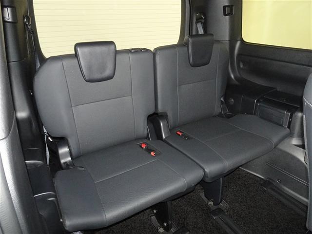 エスクァイア ハイブリッドＧｉ　衝突被害軽減システム　メモリーナビ　フルセグ　バックカメラ　ＥＴＣ　ドラレコ　両側電動スライド　３列シート　ＬＥＤヘッドランプ　スマートキー　乗車定員７人（18枚目）