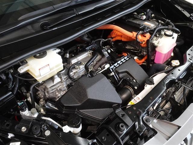 エスクァイア ハイブリッドＧｉ　衝突被害軽減システム　メモリーナビ　フルセグ　バックカメラ　ＥＴＣ　ドラレコ　両側電動スライド　３列シート　ＬＥＤヘッドランプ　スマートキー　乗車定員７人（23枚目）