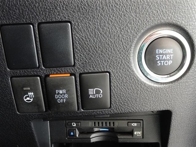 アルファード ２．５Ｓ　Ｃパッケージ　衝突被害軽減システム　メモリーナビ　フルセグ　バックカメラ　ＥＴＣ　両側電動スライド　３列シート　ＬＥＤヘッドランプ　スマートキー　乗車定員７人（16枚目）