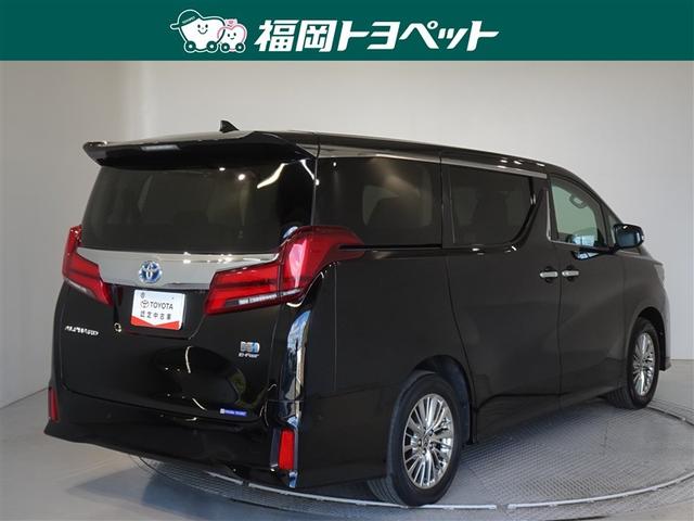 アルファードハイブリッド ＳＲ　Ｃパッケージ　衝突被害軽減システム　メモリーナビ　フルセグ　後席モニター　バックカメラ　ＥＴＣ　サンルーフ　両側電動スライド　３列シート　ＬＥＤヘッドランプ　４ＷＤ　スマートキー　乗車定員７人（3枚目）