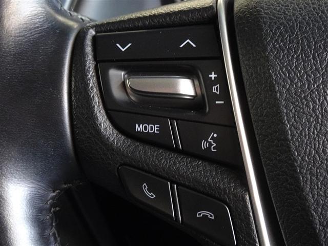 アルファードハイブリッド ＳＲ　Ｃパッケージ　衝突被害軽減システム　メモリーナビ　フルセグ　後席モニター　バックカメラ　ＥＴＣ　サンルーフ　両側電動スライド　３列シート　ＬＥＤヘッドランプ　４ＷＤ　スマートキー　乗車定員７人（12枚目）