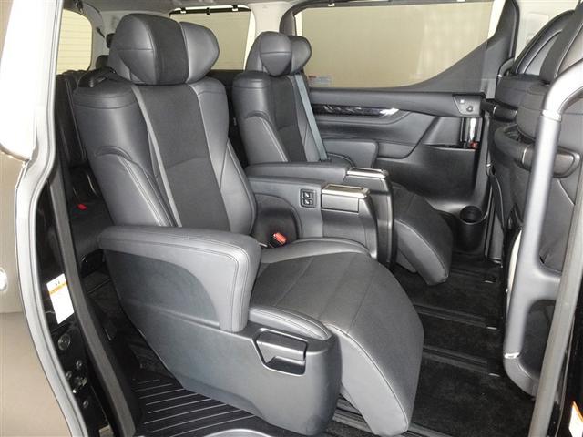 アルファードハイブリッド ＳＲ　Ｃパッケージ　衝突被害軽減システム　メモリーナビ　フルセグ　後席モニター　バックカメラ　ＥＴＣ　サンルーフ　両側電動スライド　３列シート　ＬＥＤヘッドランプ　４ＷＤ　スマートキー　乗車定員７人（21枚目）