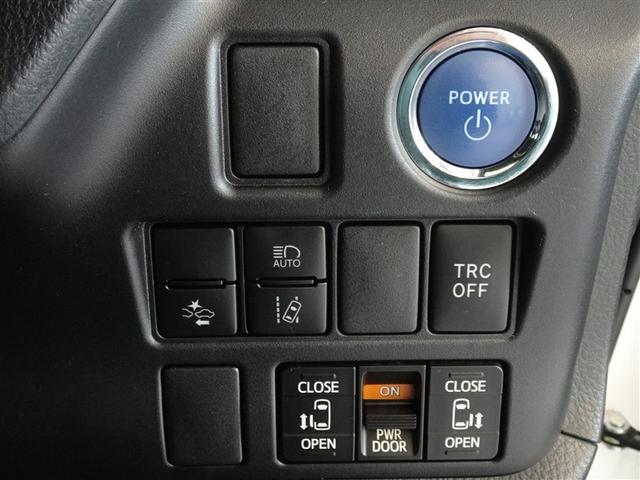 �g���^���ւ�Փ˔�Q�y���u���[�L�ƃy�_���̓��݊ԈႢ�h�~���u�𓋍ڂ����T�|�J�[�r�Ԃł��B