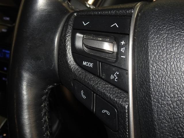 �X�e�A�����O�X�C�b�`�ŃI�[�f�B�I�̑���E�n���Y�t���[�ʘb���ł��܂��B