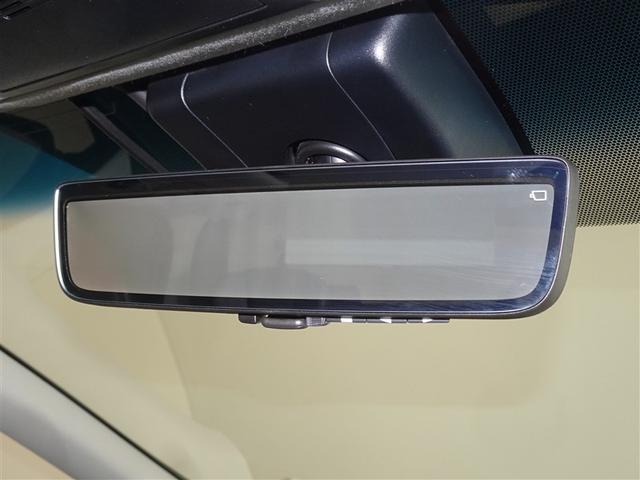 �f�W�^���C���i�[�~���[�𑕔����Ă܂��B�㕔���Ȃ̐l��傫�ȉו��Ō���̎��E���Ղ��邱�Ƃ�����܂���B