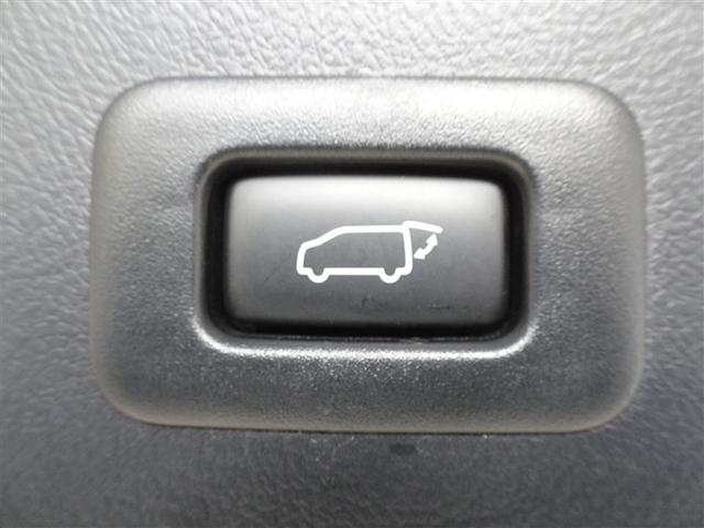 �p���[�o�b�N�h�A�𑕔����Ă��܂��B�o�b�N�h�A���^�]�Ȃ�����J�ł��܂��A�֗��ł���B