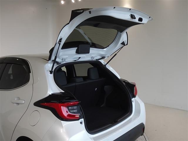 ヤリス Ｚ　衝突被害軽減システム　メモリーナビ　フルセグ　バックカメラ　ＥＴＣ　ＬＥＤヘッドランプ　スマートキー（22枚目）