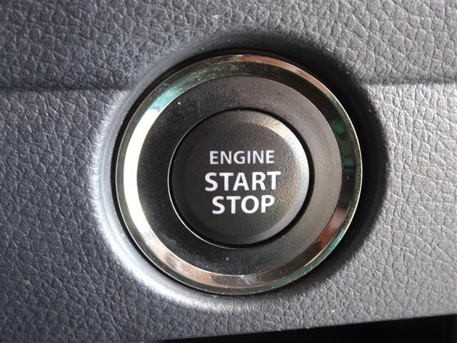 �L�[�͊��Ń��N�`���n���A�X�}�[�g�L�[�𑕔����Ă��܂��B