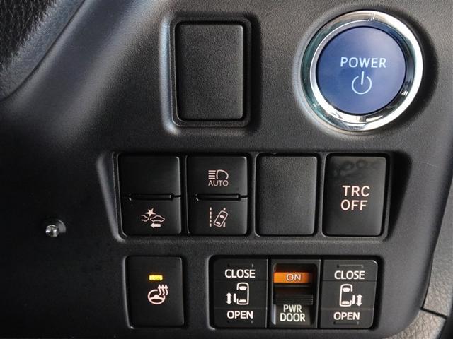 �g���^���ւ�Փ˔�Q�y���u���[�L�ƃy�_���̓��݊ԈႢ�h�~���u�𓋍ڂ����T�|�J�[�r�Ԃł��B