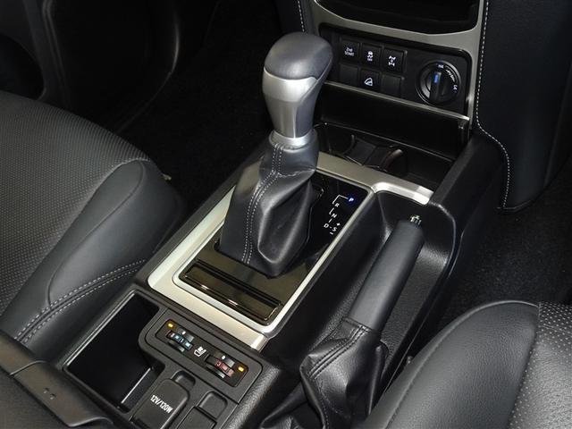 ���삪�y�ȃt���A�V�t�g�ł��A���o�[���p�[�L���O�u���[�L�ő����C���p�l������������肵�Ă��܂��B