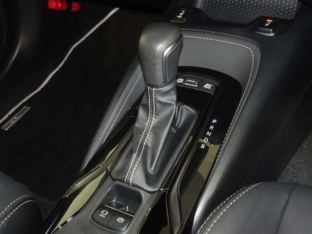 カローラツーリング ハイブリッド　ダブルバイビー　衝突被害軽減システム　メモリーナビ　フルセグ　バックカメラ　ＥＴＣ　ドラレコ　フルエアロ　ＬＥＤヘッドランプ　スマートキー（16枚目）