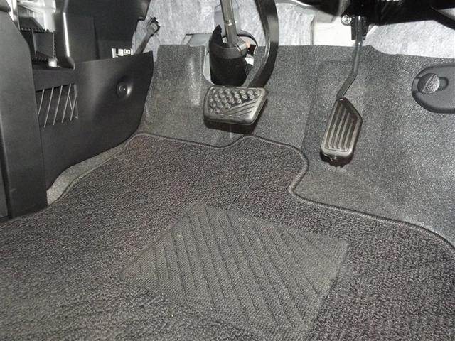 ルーミー カスタムＧ－Ｔ　衝突被害軽減システム　メモリーナビ　フルセグ　バックカメラ　両側電動スライド　ＬＥＤヘッドランプ　スマートキー（11枚目）