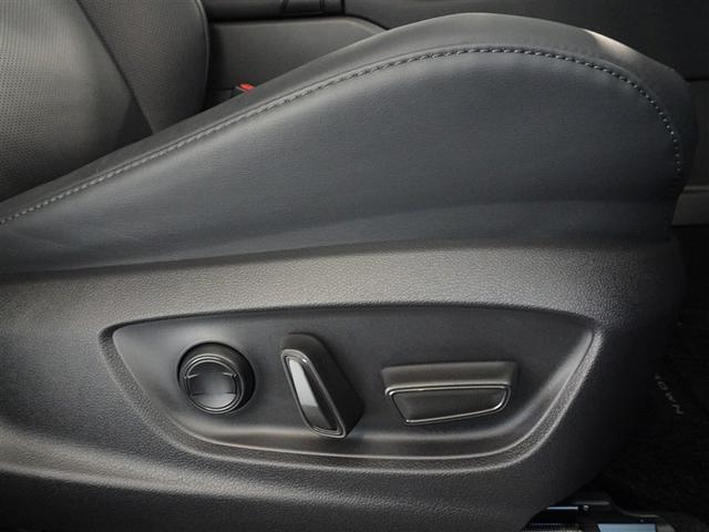 クラウンクロスオーバー Ｇアドバンスド・レザーパッケージ　衝突被害軽減システム　フルセグ　バックカメラ　ＥＴＣ　ドラレコ　ＬＥＤヘッドランプ　４ＷＤ　スマートキー（19枚目）