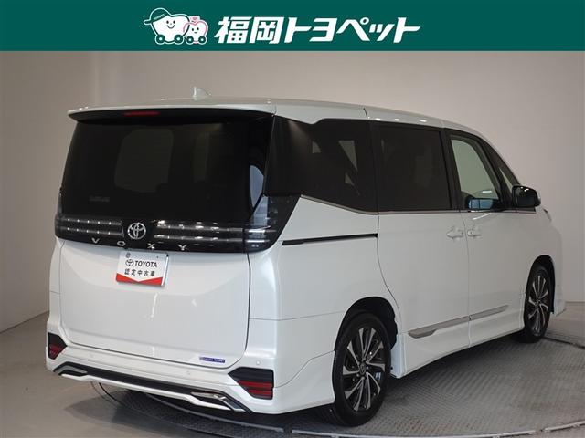 ヴォクシー Ｓ－Ｚ　衝突被害軽減システム　フルセグ　バックカメラ　ＥＴＣ　両側電動スライド　フルエアロ　３列シート　ＬＥＤヘッドランプ　スマートキー　乗車定員７人（3枚目）