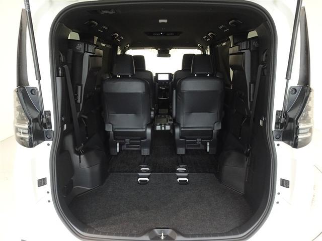 ヴォクシー Ｓ－Ｚ　衝突被害軽減システム　フルセグ　バックカメラ　ＥＴＣ　両側電動スライド　フルエアロ　３列シート　ＬＥＤヘッドランプ　スマートキー　乗車定員７人（22枚目）