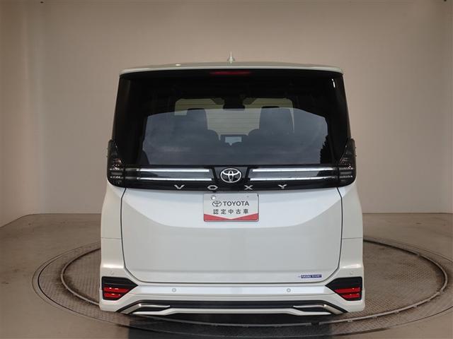 ヴォクシー Ｓ－Ｚ　衝突被害軽減システム　フルセグ　バックカメラ　ＥＴＣ　両側電動スライド　フルエアロ　３列シート　ＬＥＤヘッドランプ　スマートキー　乗車定員７人（23枚目）