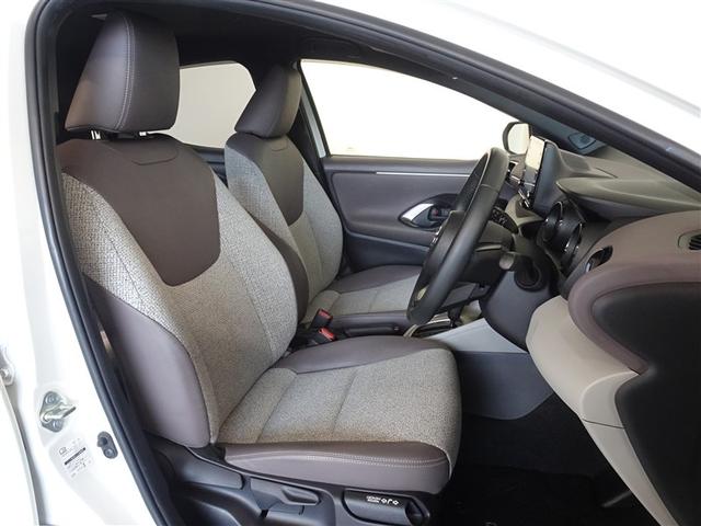 ヤリス ハイブリッドＺ　衝突被害軽減システム　メモリーナビ　フルセグ　バックカメラ　ＥＴＣ　ＬＥＤヘッドランプ　スマートキー（4枚目）