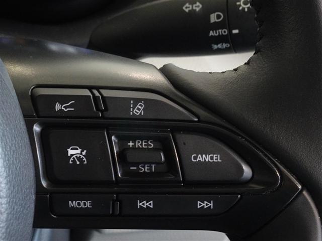 ヤリス ハイブリッドＺ　衝突被害軽減システム　メモリーナビ　フルセグ　バックカメラ　ＥＴＣ　ＬＥＤヘッドランプ　スマートキー（12枚目）