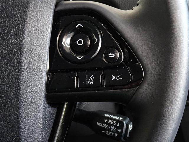 プリウス ＳセーフティプラスＩＩ　衝突被害軽減システム　メモリーナビ　バックカメラ　ＥＴＣ　ＬＥＤヘッドランプ　スマートキー（10枚目）