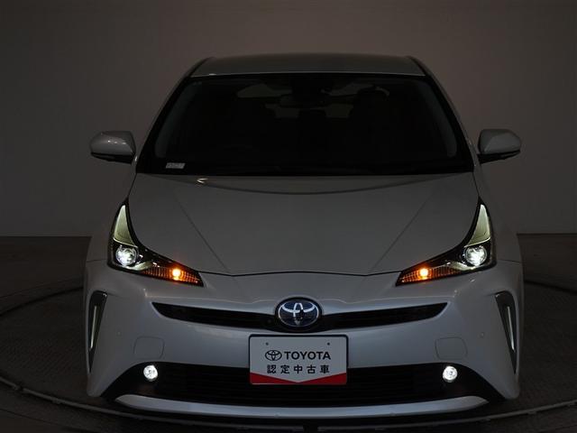 プリウス ＳセーフティプラスＩＩ　衝突被害軽減システム　メモリーナビ　バックカメラ　ＥＴＣ　ＬＥＤヘッドランプ　スマートキー（24枚目）